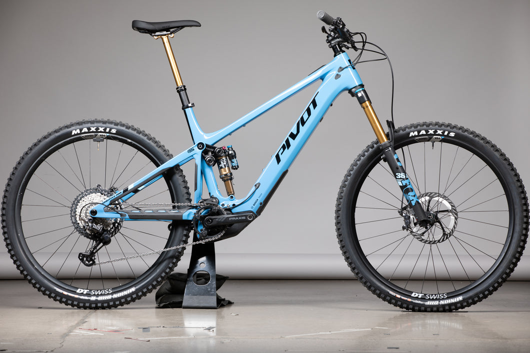 2024 Shuttle AM XL